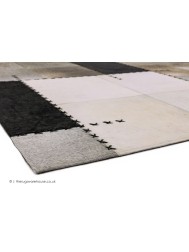 Xylo Cross Stitch Rug - Thumbnail - 3