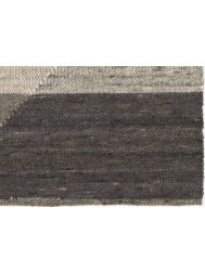 Edgy Grey Red Rug - Thumbnail - 3