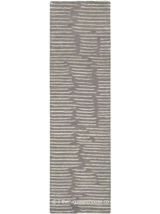 Linear Silky Grey Runner - 6