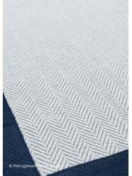 Munro Frosted Midnight Runner - Thumbnail - 4