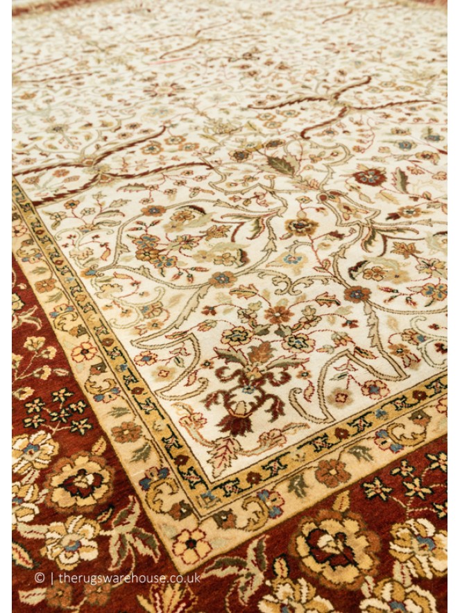 Classic Cream Rug - 5
